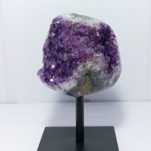 Amatista con base